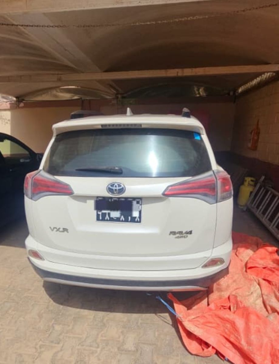 Toyota Rav4 automatique essence, prix négociable