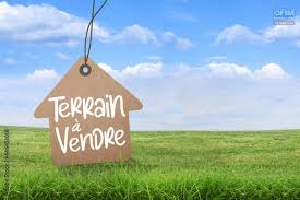 Terrain 150m² à vendre à Mouloud, idéal pour maison de vacances