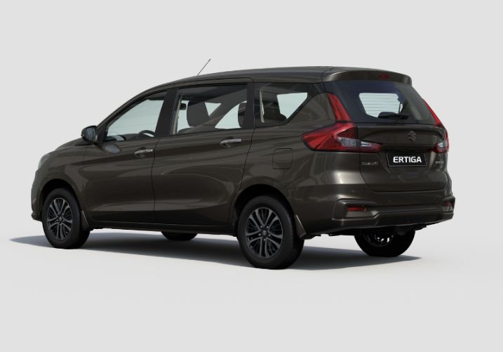 Location Voiture avec chauffeur - Suzuki Ertiga en bon état pour mariage et événements