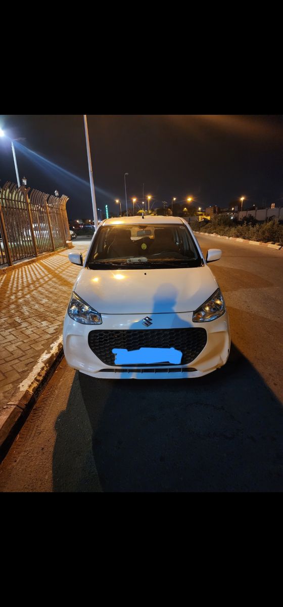 Voiture en excellent état, climatisation, à vendre pour voyage