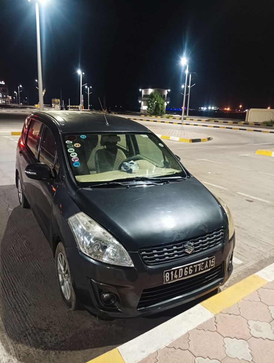 Suzuki Ertiga Familial 8 places, en bon état