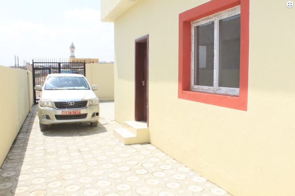 Maison F3 neuve sécurisée à louer à cité RAWABI