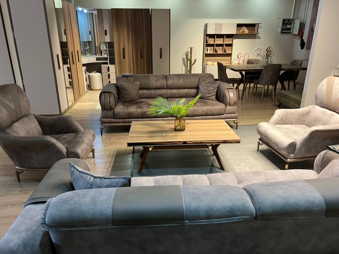 Ensemble chambre et salle à manger élégant et solide à vendre