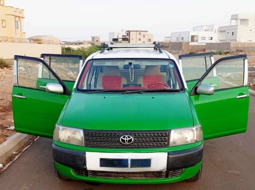 Toyota Probox 2016, diesel, boîte manuelle