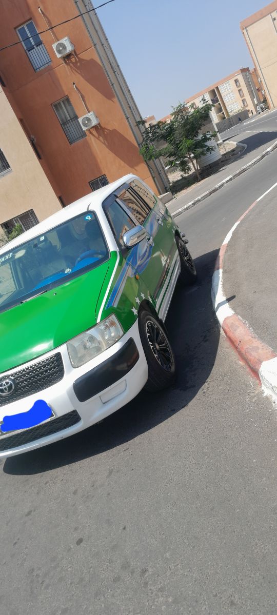 Toyota Probox 2017 Diesel, état neuf, options incluses