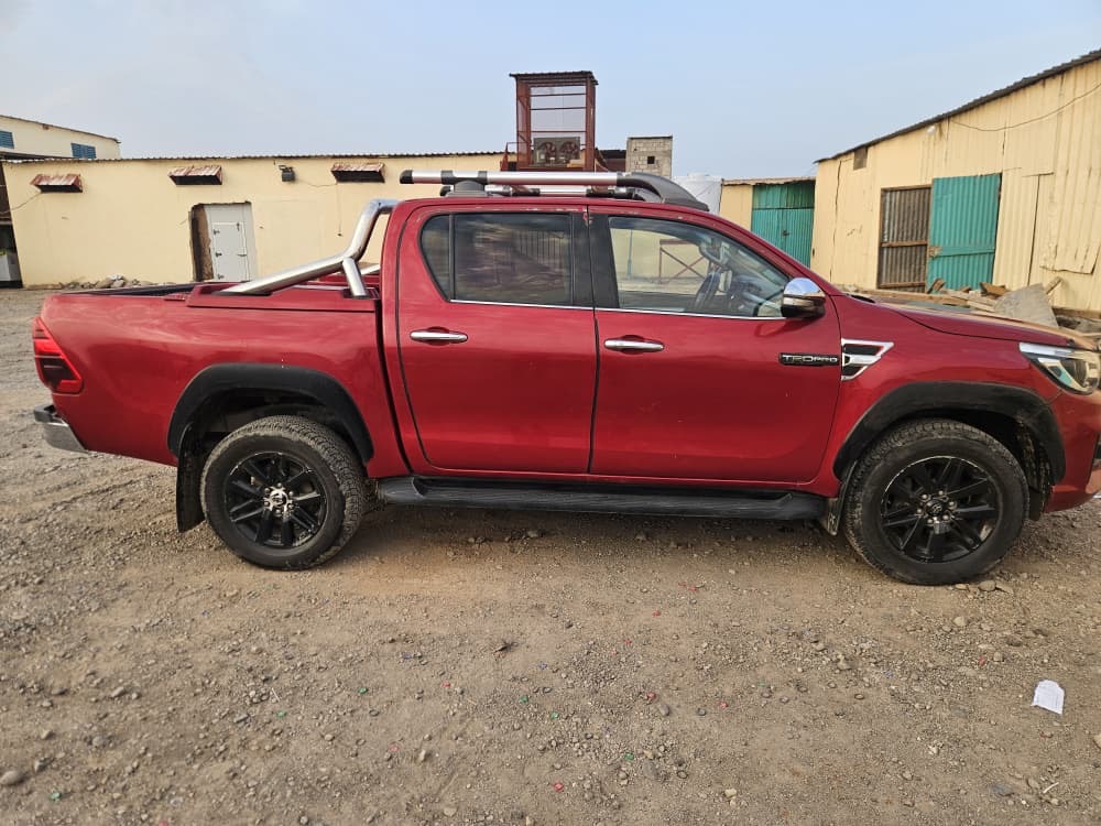 TOTOTA RAV4 2021 automatique / TOYOTA HILUX REVO 2018 AUTOMATIQUE/ JETOUR x70 PLUS 2022