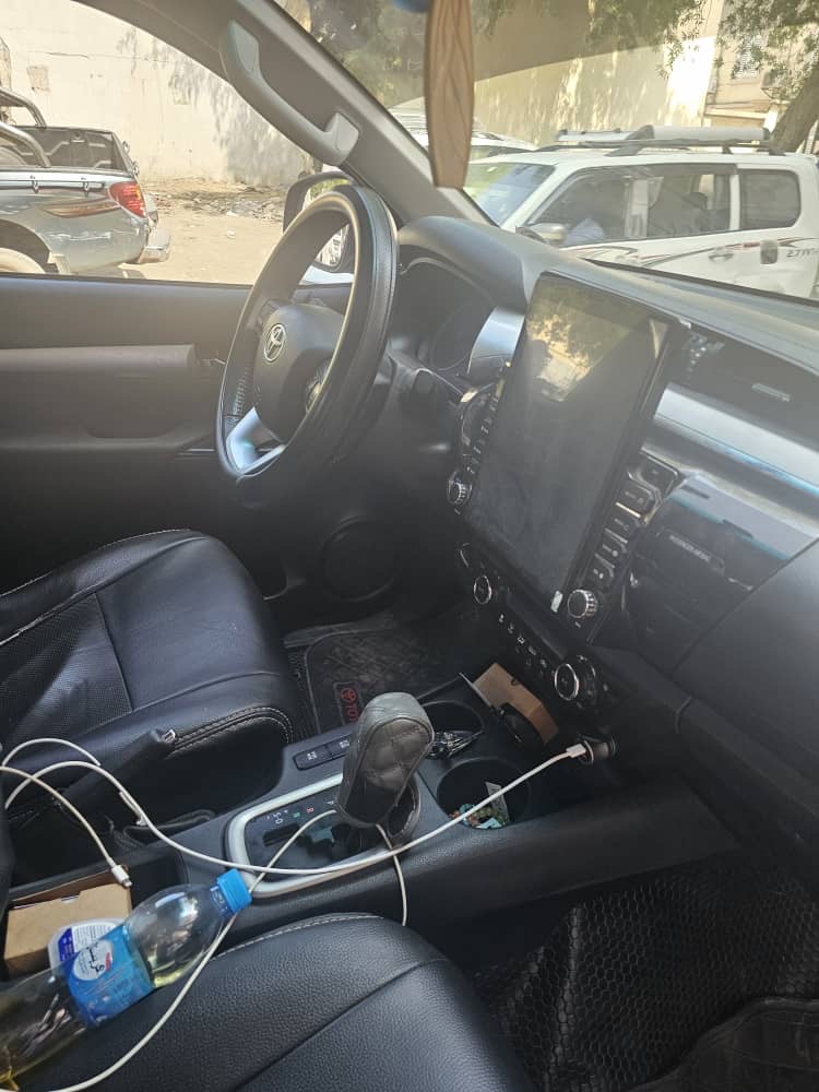 TOTOTA RAV4 2021 automatique / TOYOTA HILUX REVO 2018 AUTOMATIQUE/ JETOUR x70 PLUS 2022