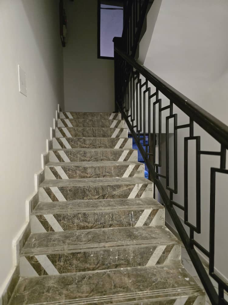 Appartements F4 spacieux à louer à Barwaqo 2