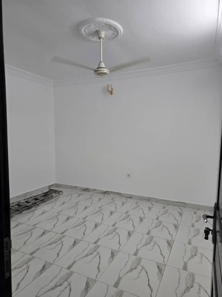 Appartements F4 spacieux à louer à Barwaqo 2