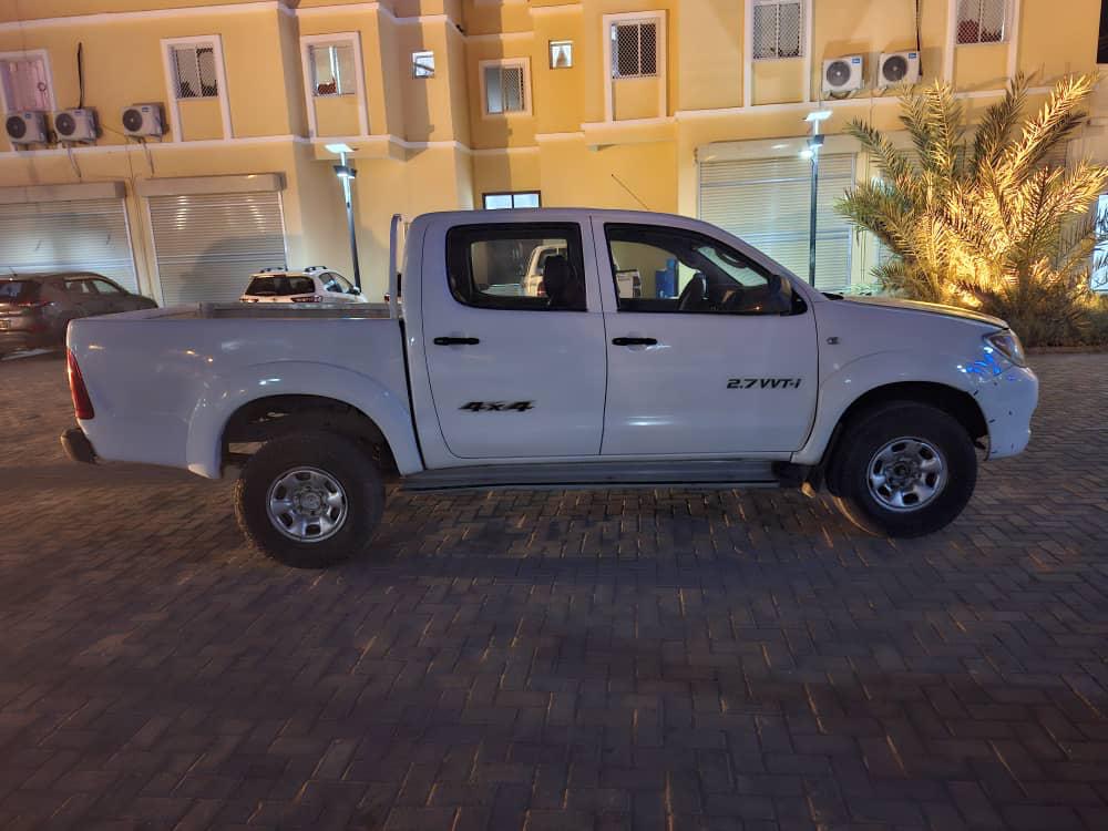 TOYOTA HILUX 2013 / TOYOTA HILUX 2010
