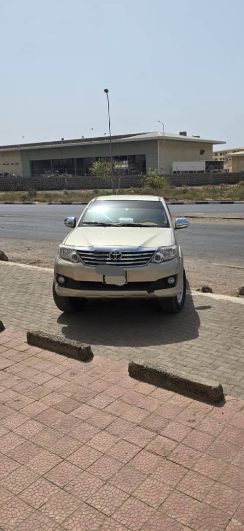 Toyota Fortuner 2014 - Diesel - Boîte Manuelle - Très bon état