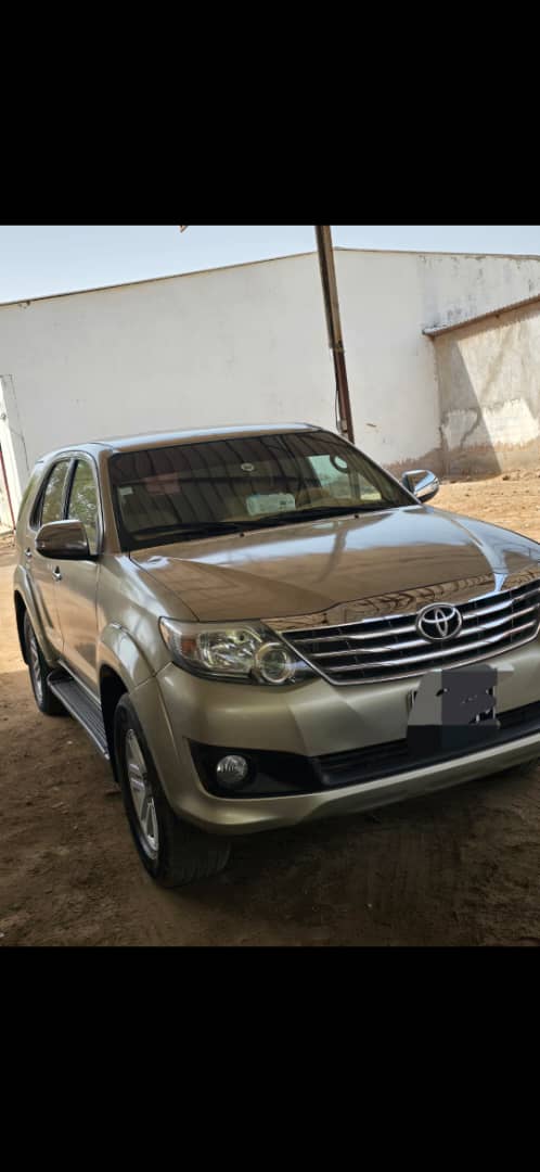 Toyota Fortuner 2014 - Diesel - Boîte Manuelle - Très bon état