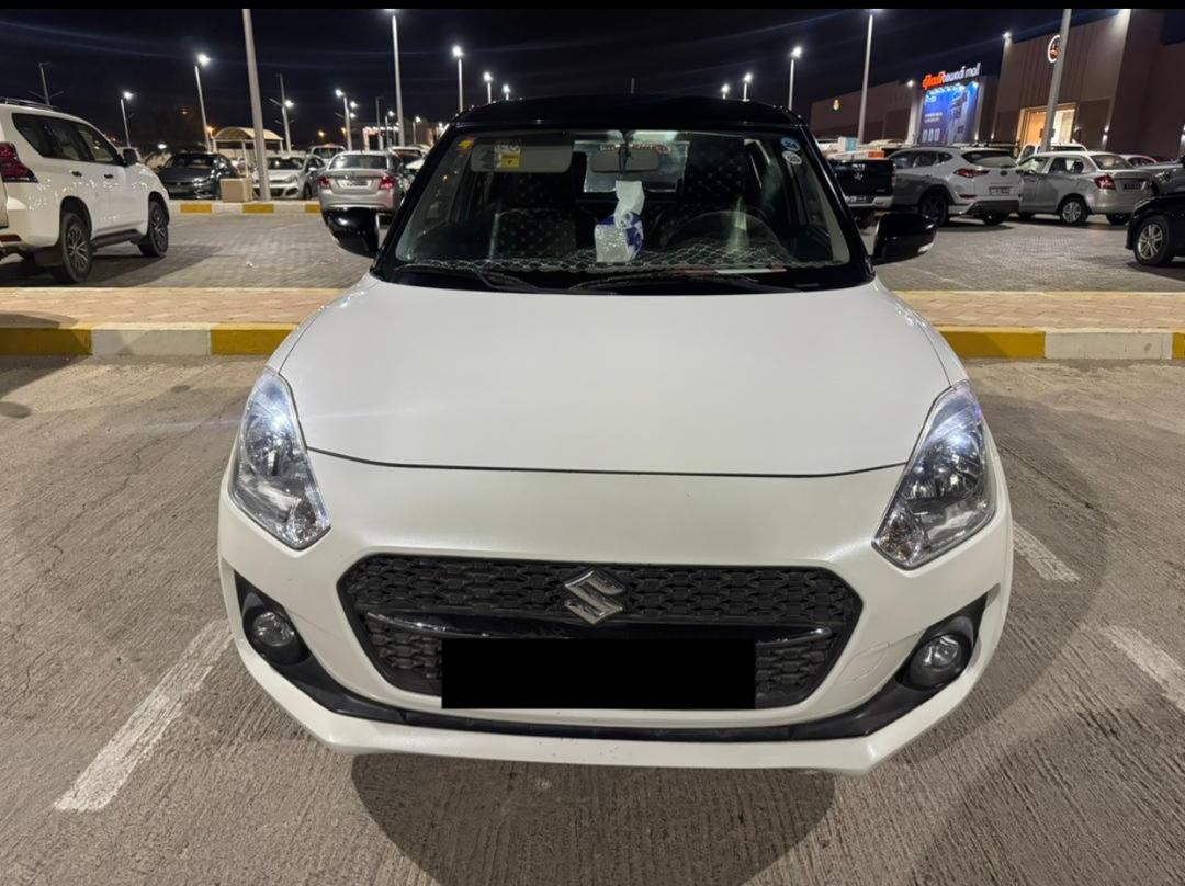Suzuki Swift 2023 en excellent état, faible kilométrage