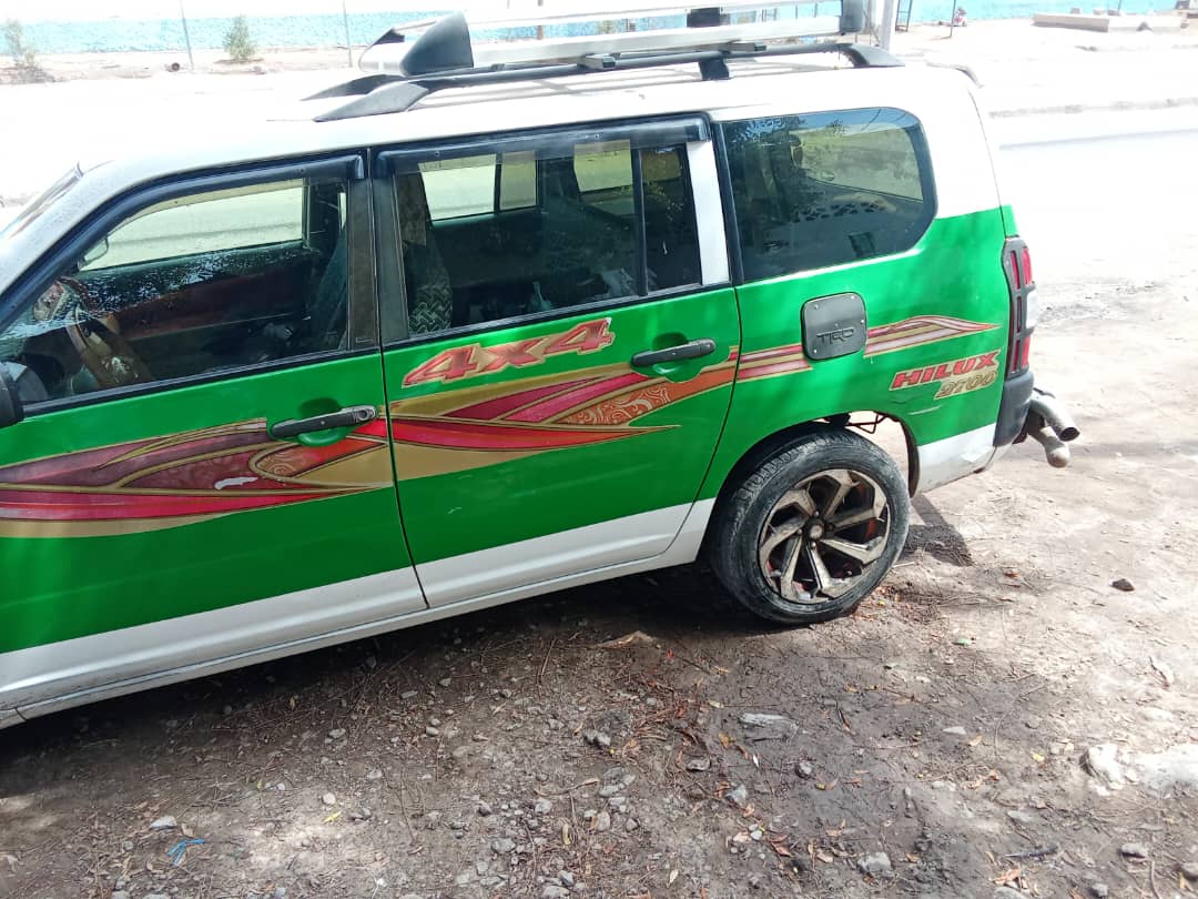 TAXI PROBOX À VENDRE