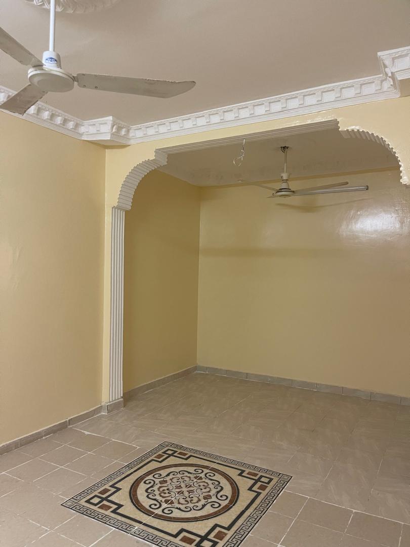 Appartement neuf F4 avec 4 chambres à Hodan 2