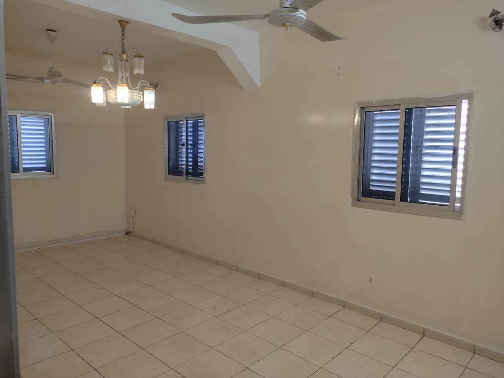 Bel appartement F4 avec parking à Saline Ouest - 3 chambres et grand salon lumineux