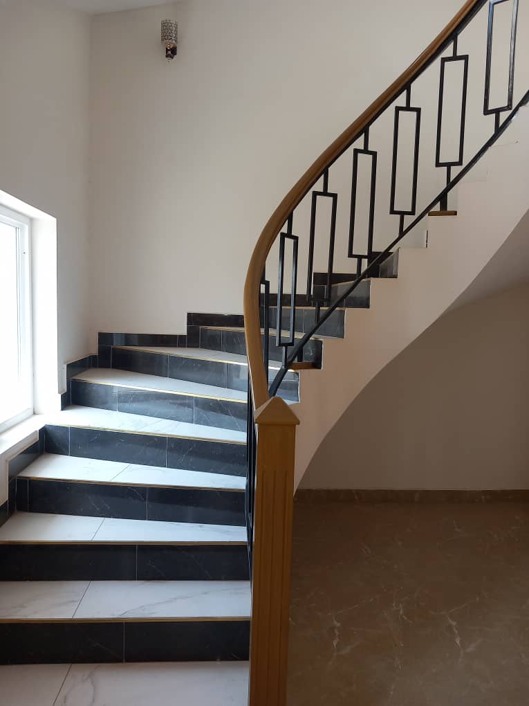 Villa neuve à louer à Haramous avec vue sur mer