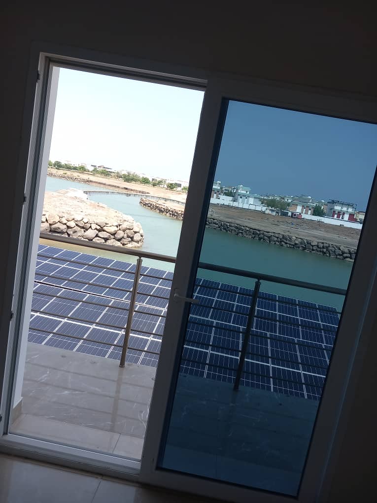 Villa neuve à louer à Haramous avec vue sur mer