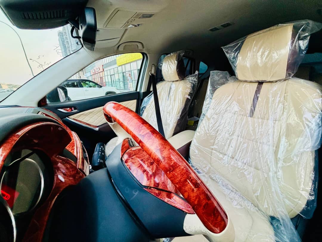 Mazda 2017, diesel, boîte automatique, excellent état