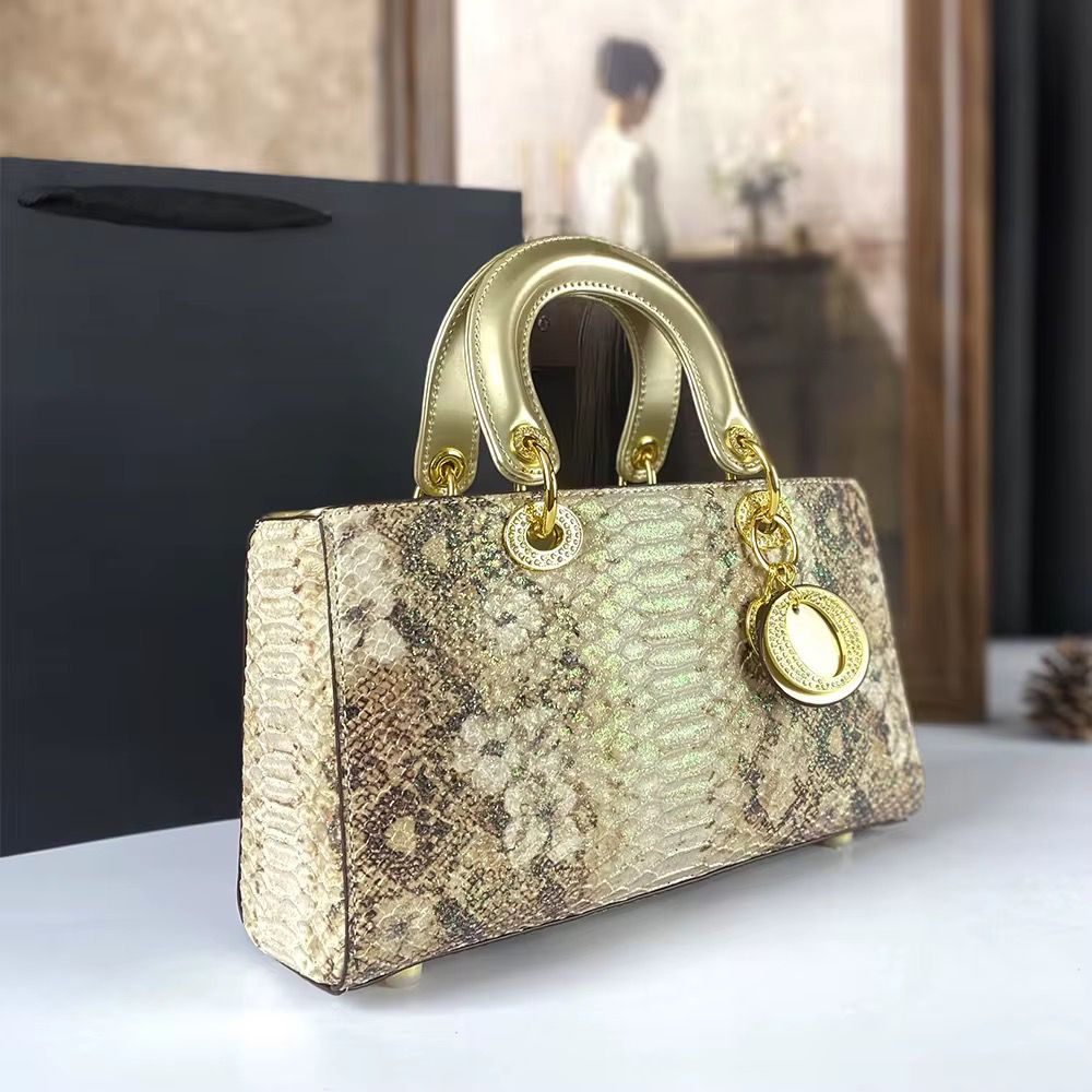 Sacs à main femme – Plusieurs modèles disponibles