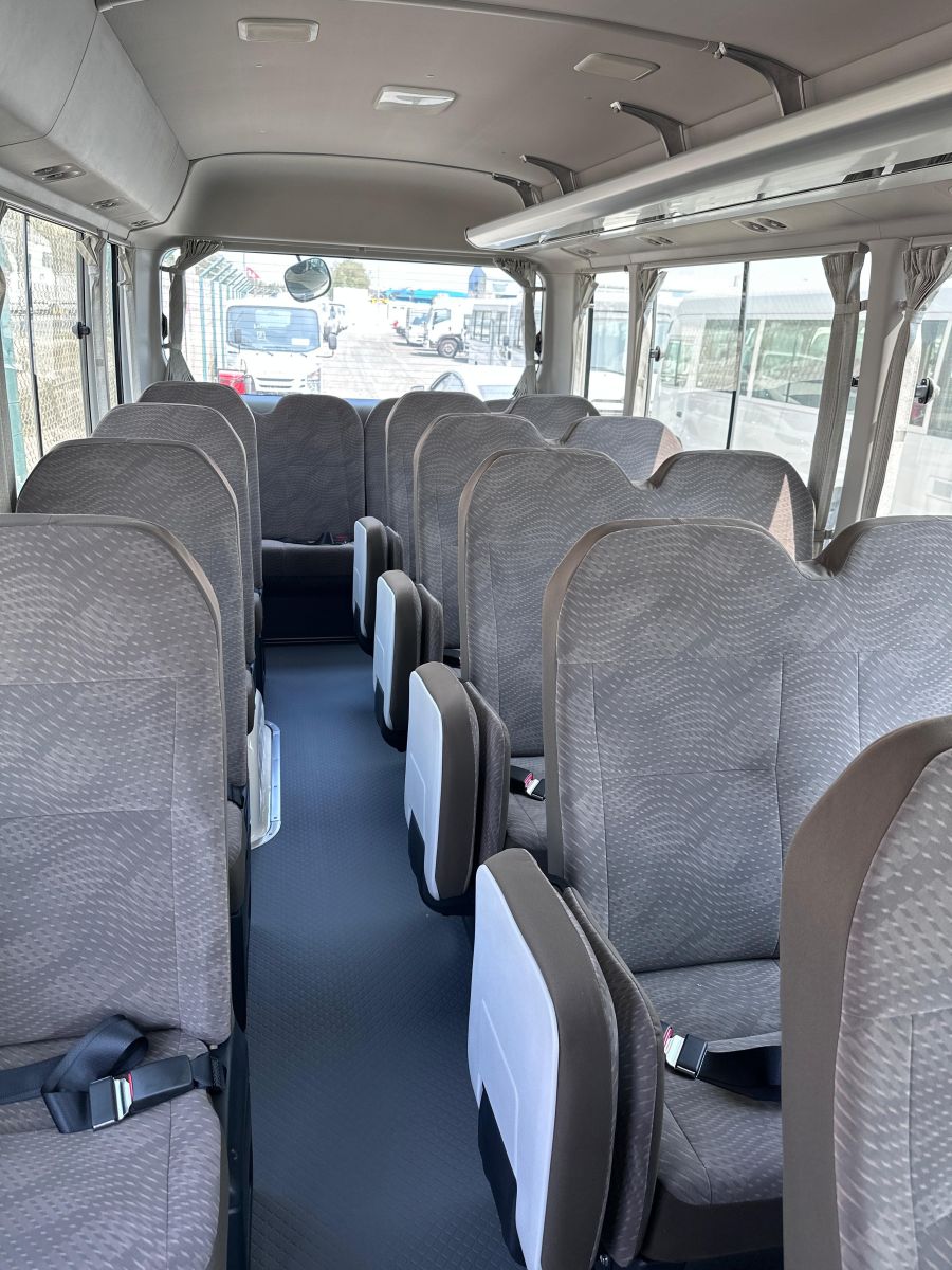 Toyota Coaster 30 place