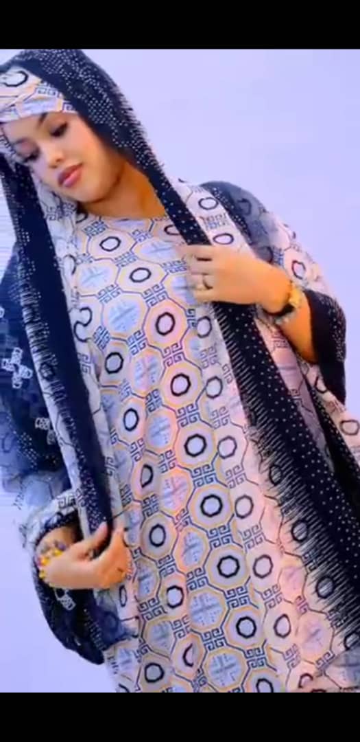 Shids traditionnels pour femmes - Neufs - 3000 FDJ