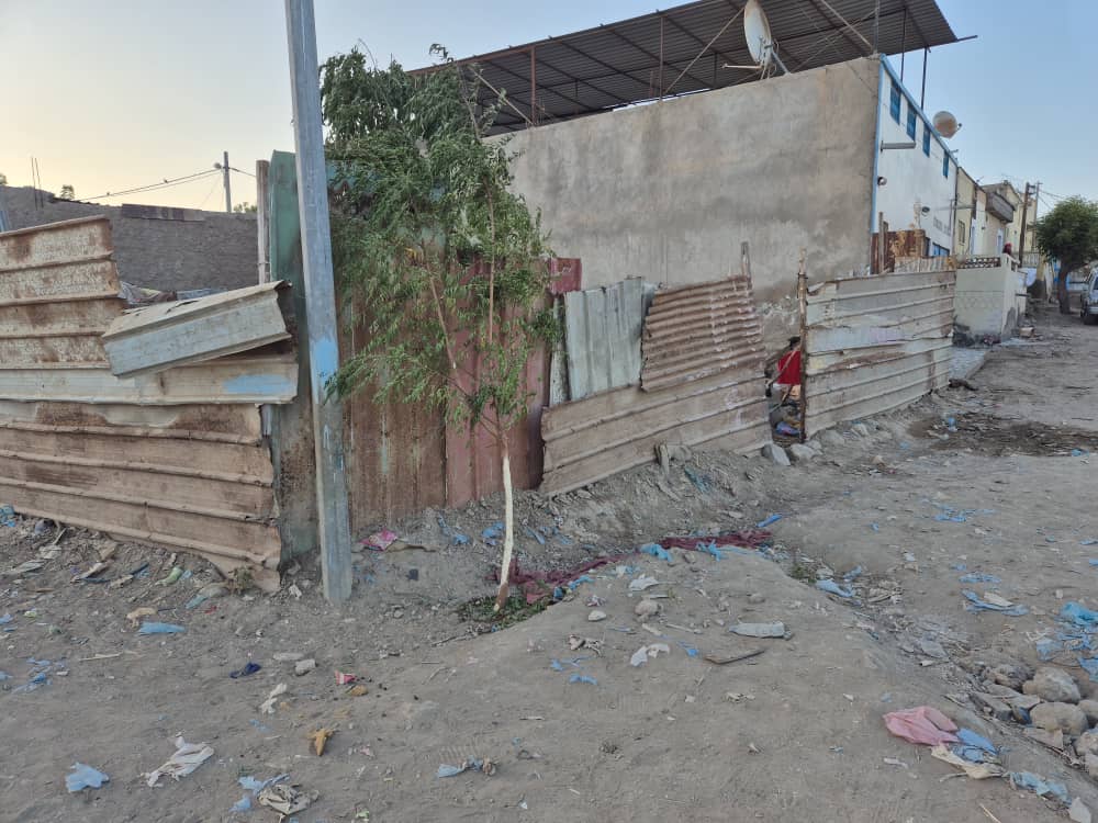 Terrain 160m² à cité sharaf , proche stade, titre foncier et permis de construire inclus