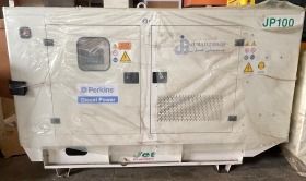 Location d\'engins de chantier : Chariot Télescopique Manitou, Pelle Caterpillar M322D et Nacelle Genie