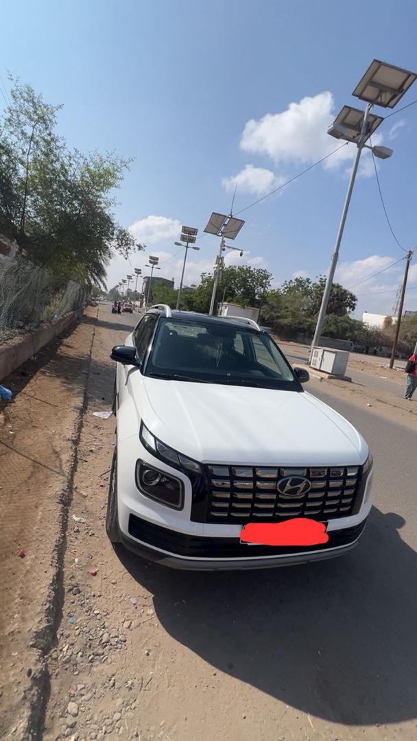 Hyundai Venue 2021 Essence Automatique, Clim, GPS, Caméra, Toit Ouvrant