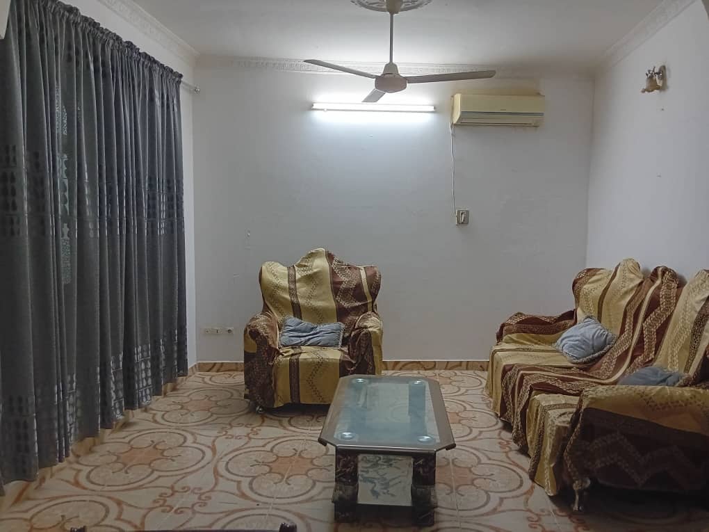 Appartement meublé spacieux avec parking sécurisé à Gabode 5