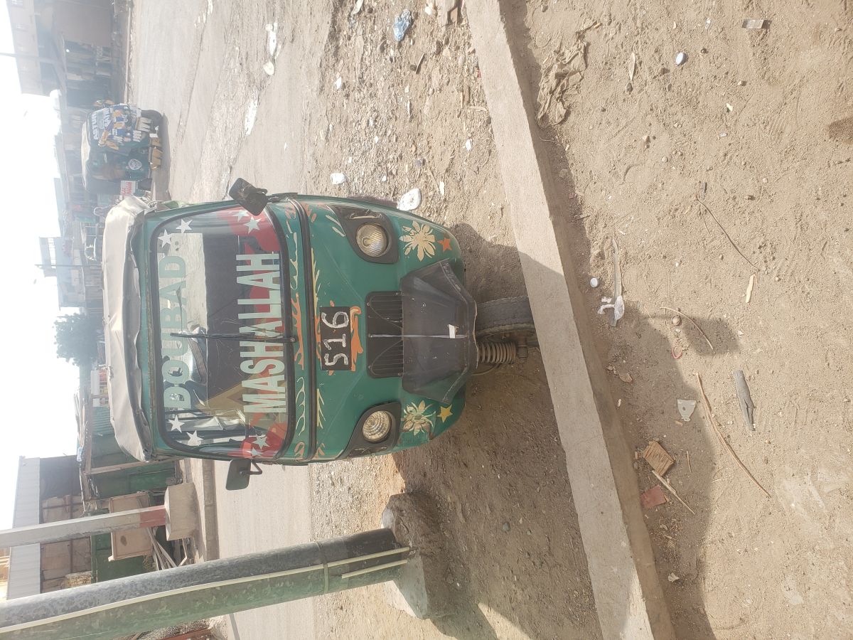 Bajaj Bahindra bon état, prix négociable