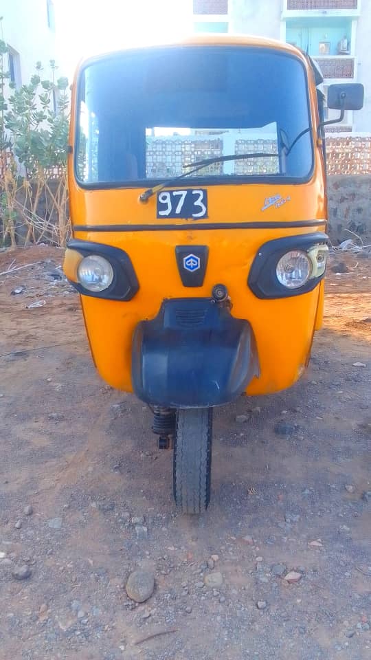 Bajaj Piaggio en excellent état