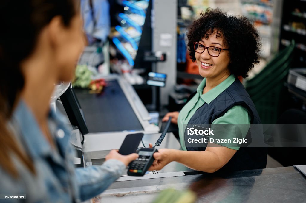 Candidate pour un poste de Caissière expérimentée