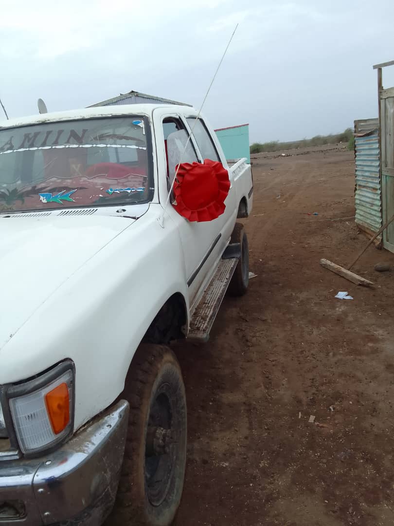 Voiture Double Cabine 1990, rénovée intérieur et extérieur