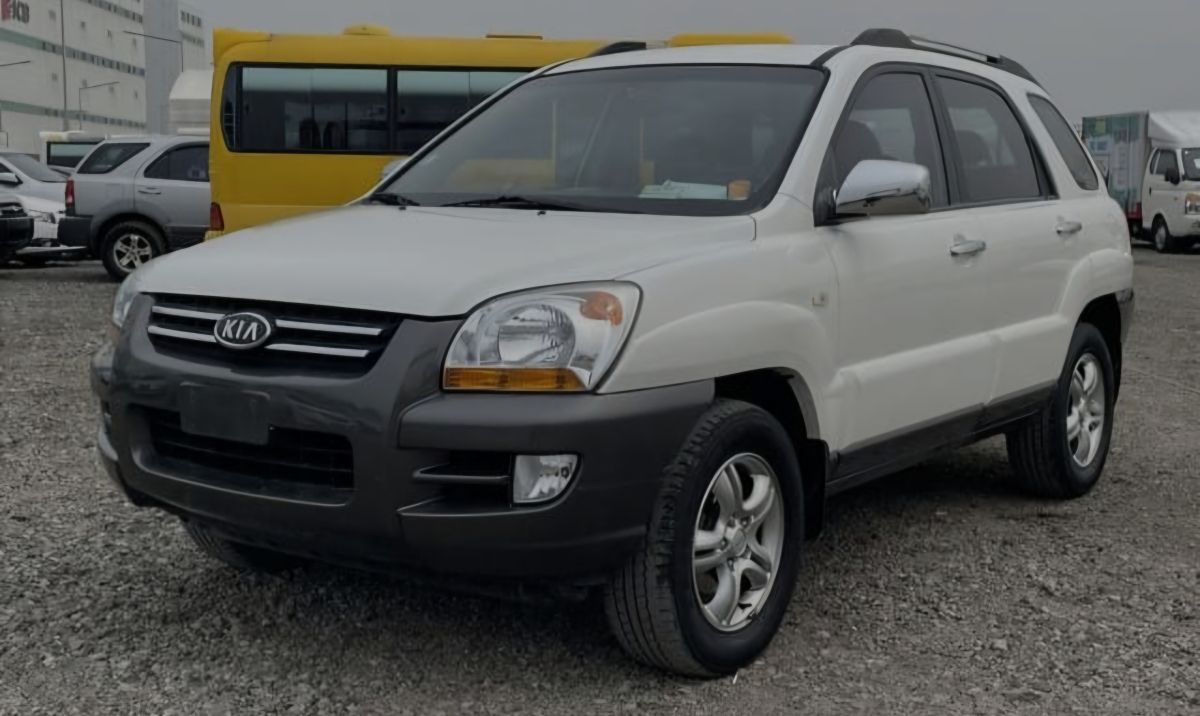 Kia Sportage, bon état, moteur neuf, solide et bien entretenue