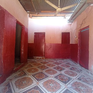 Maison F2 avec véranda à PK 12 à louer