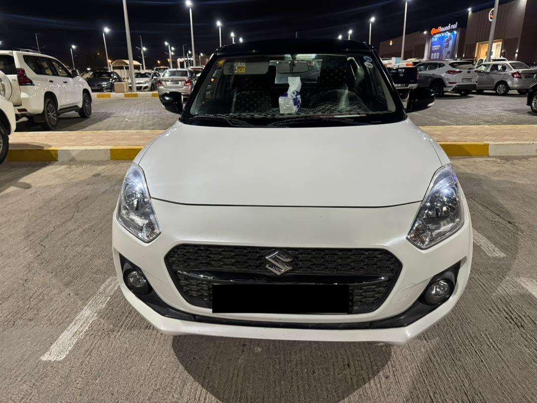 Suzuki Swift 2023 en excellent état, faible kilométrage