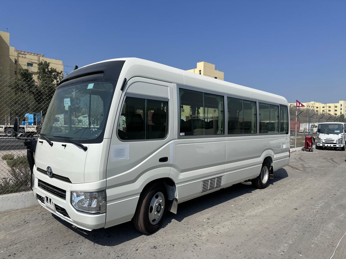 Toyota Coaster 30 place