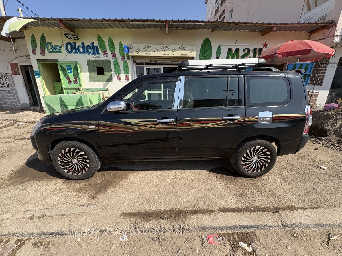 Toyota Probox 2017, noir, boîte automatique, écran Android 9, caméra de recul