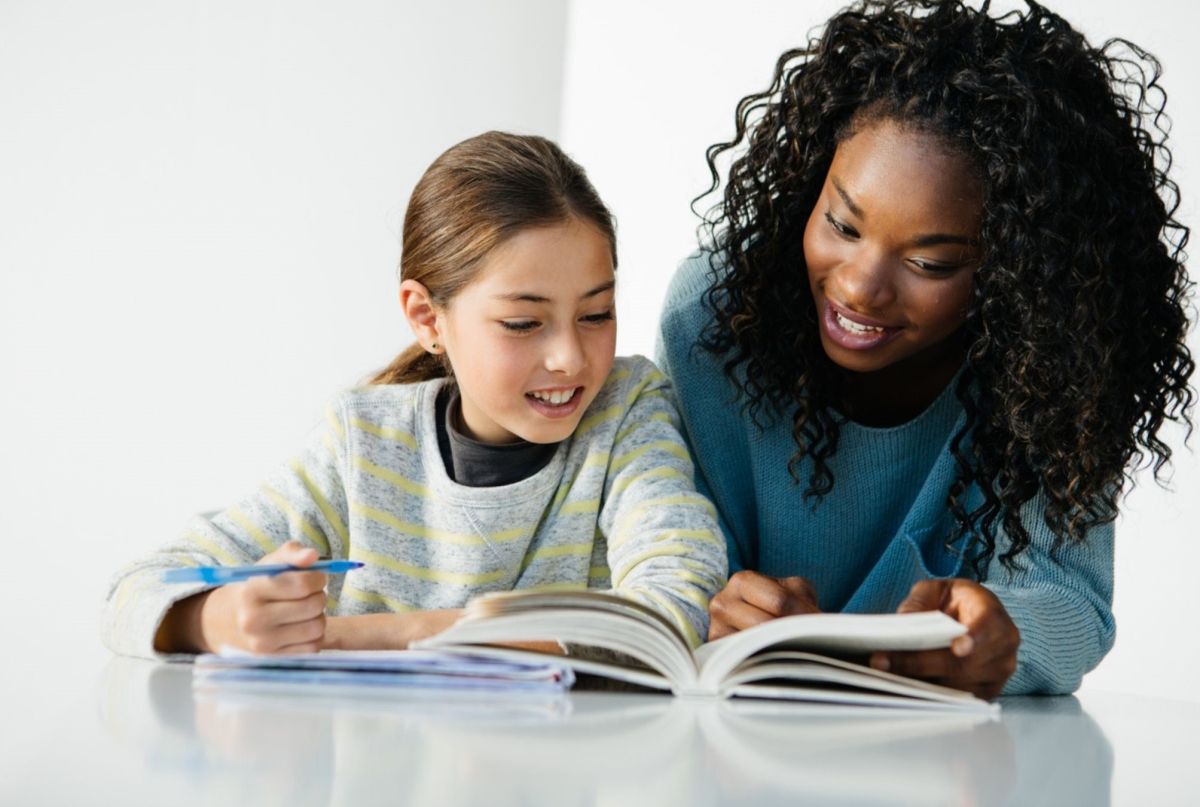 Cours de français et anglais à domicile pour élèves du primaire