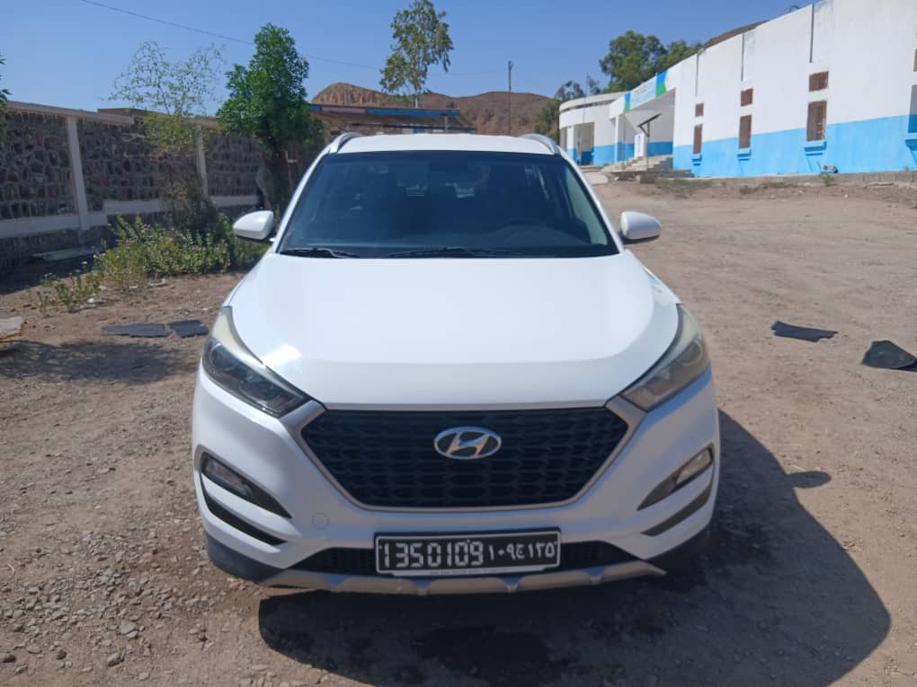 Hyundai Tucson 2016, diesel, boîte auto, climatisation