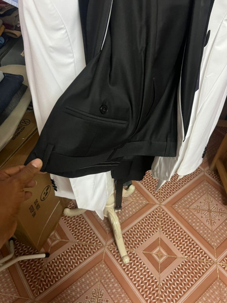 Costumes de mariage 3 pièces neuf