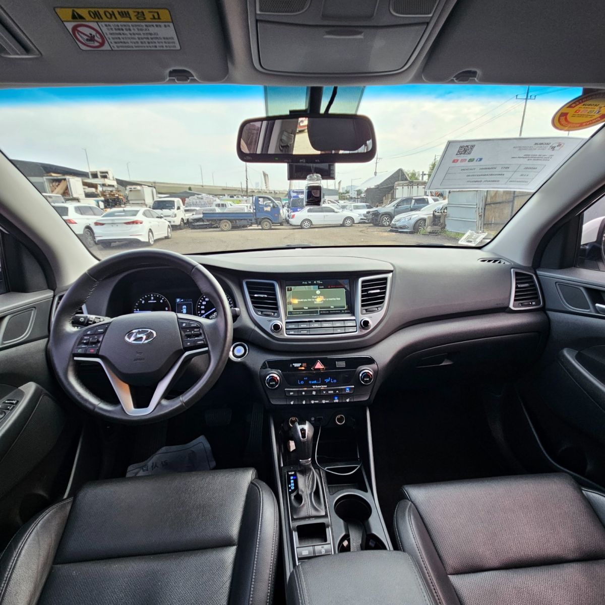 2 Hyundai Tucson 2.0, SUV élégant avec options modernes