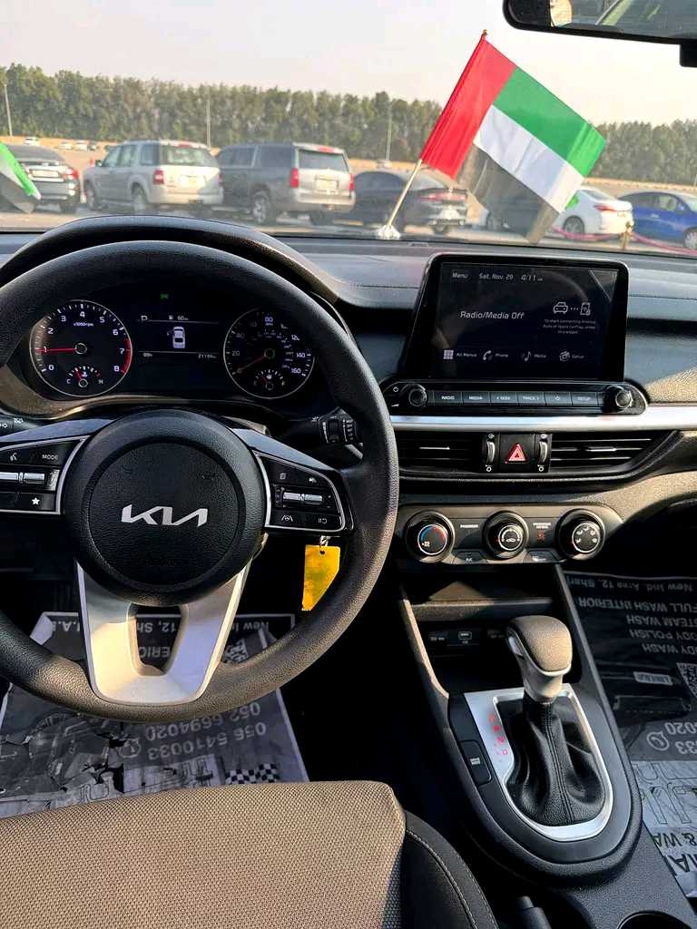 Kia Forte 2022, Boîte Automatique, Essence, Excellent état