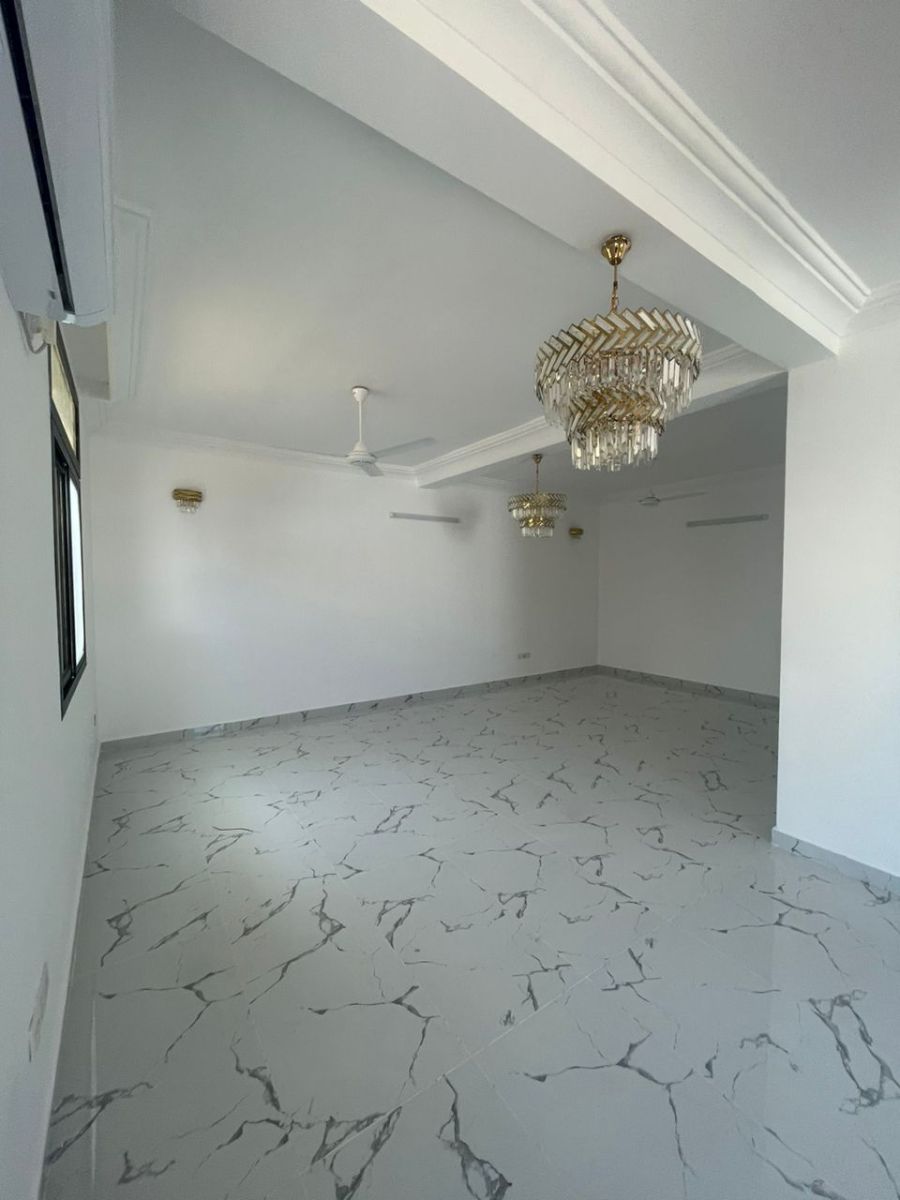 Villa contemporaine vue mer, 3 niveaux, quartier résidentiel calme à Haramous