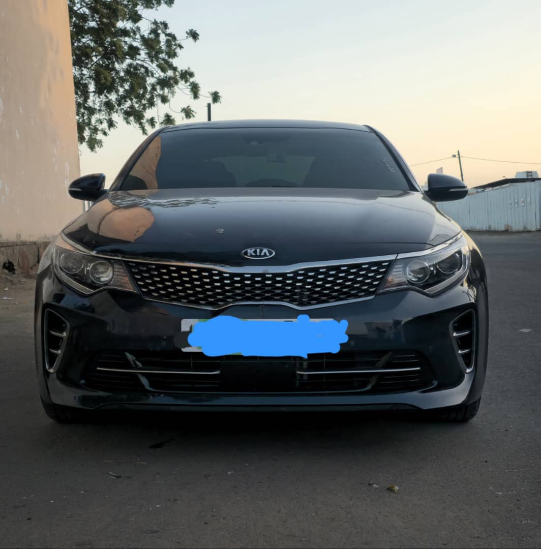 KIA K5 2017 Diesel, Climatiseur en Bon État - Kilométrage Faible