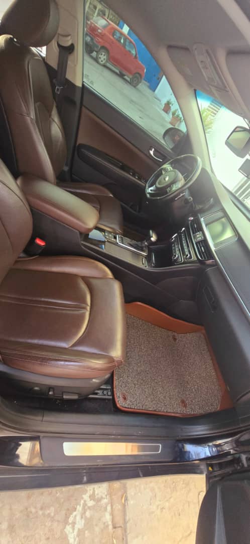 KIA K5 2017 Diesel, Climatiseur en Bon État - Kilométrage Faible