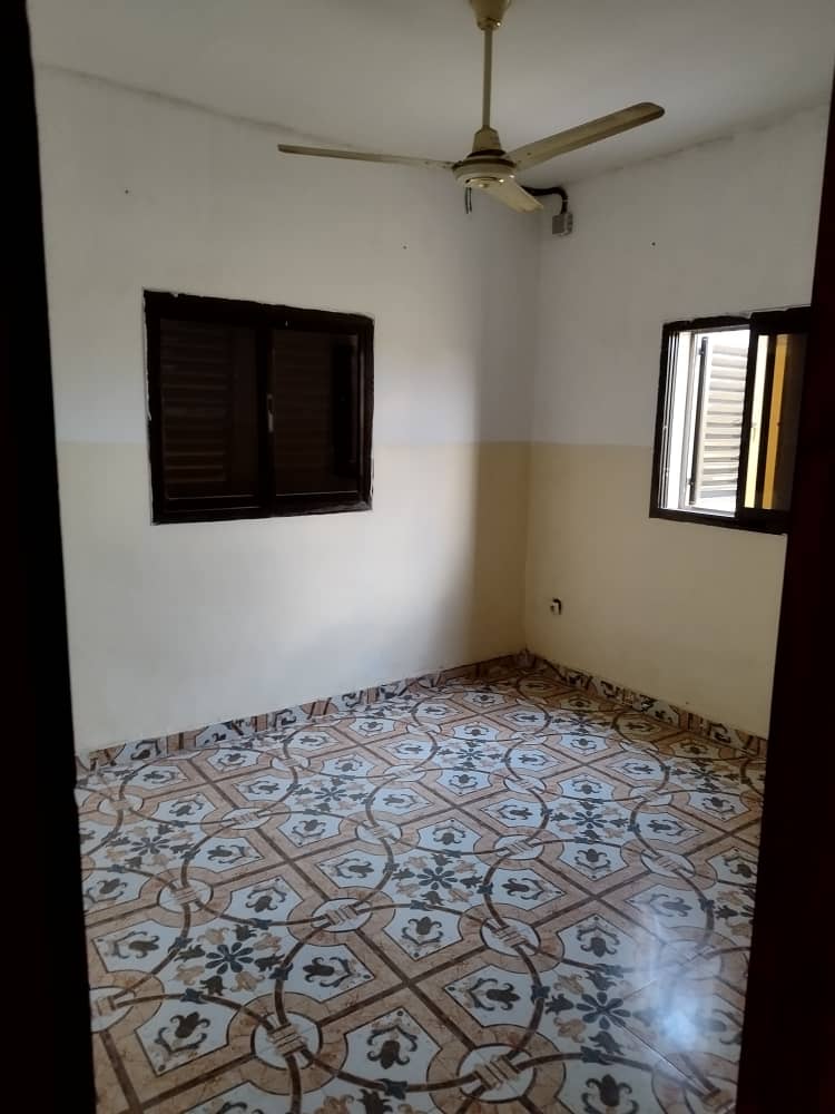 Appartement F4 à proximité du lycée Hodane 4 et de Djibouti Telecom, avec gardiennage, parking et terrasse
