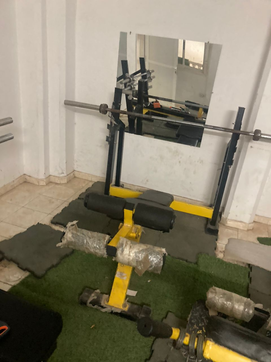 Matériel complet de musculation professionnelle – état neuf