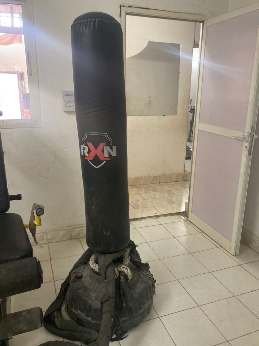 Matériel complet de musculation professionnelle – état neuf